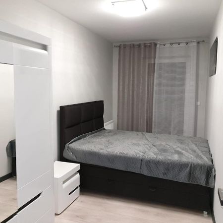 Apartament Skarbowa 1& Parking Leszno  Dış mekan fotoğraf