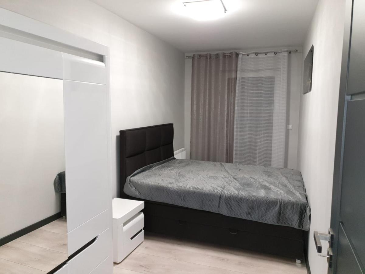 Apartament Skarbowa 1& Parking Leszno  Dış mekan fotoğraf